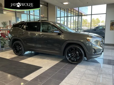 Gray 2021 GMC Terrain SLT for sale in Kansas City, MO