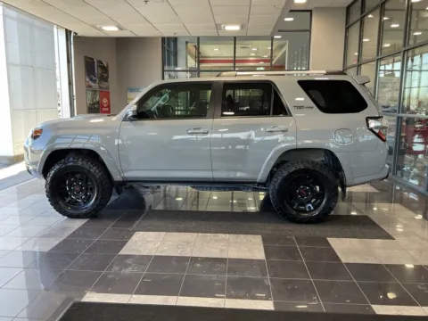 More photos of 2017 Toyota 4Runner TRD Pro at Jay Wolfe Toyota, MO