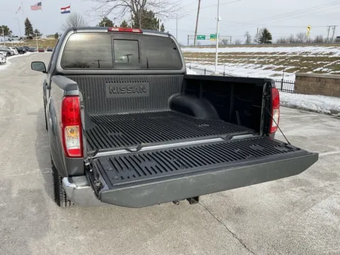 More photos of 2016 Nissan Frontier SV at Jay Wolfe Toyota, MO