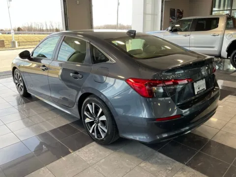 More photos of 2022 Honda Civic EX at Jay Wolfe Toyota, MO