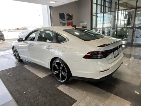 More photos of 2023 Honda Accord Hybrid Sport at Jay Wolfe Toyota, MO