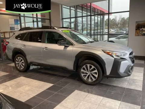 Silver 2024 Subaru Outback Premium for sale in Kansas City, MO