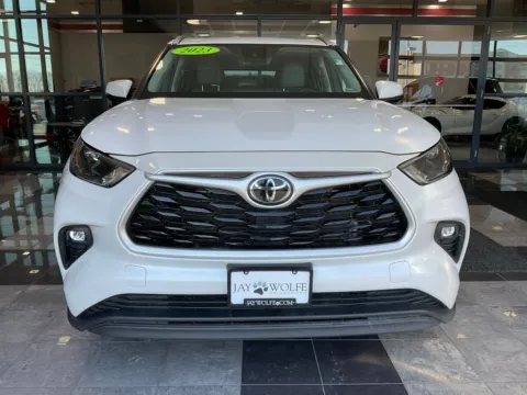 Photos of 2023 Toyota Highlander XLE for sale in Kansas City, MO at Jay Wolfe Toyota