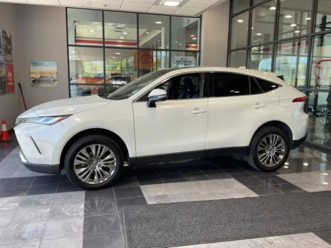 Another view of 2022 Toyota Venza Limited for sale in Kansas City, MO at Jay Wolfe Toyota