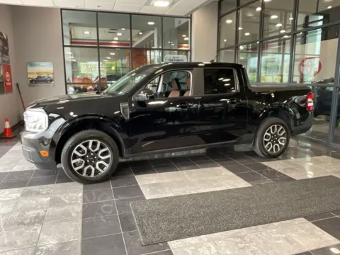Another view of 2024 Ford Maverick Lariat for sale in Kansas City, MO at Jay Wolfe Toyota
