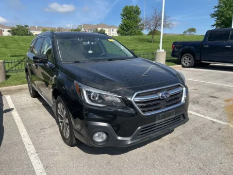 Another view of 2019 Subaru Outback 3.6R for sale in Kansas City, MO at Jay Wolfe Toyota