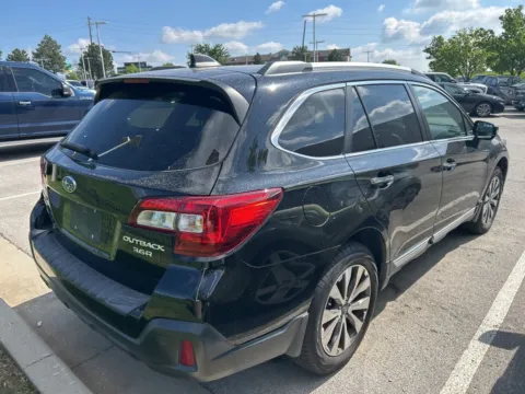 More photos of 2019 Subaru Outback 3.6R at Jay Wolfe Toyota, MO