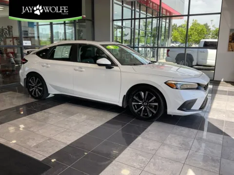White 2024 Honda Civic EX-L for sale in Kansas City, MO