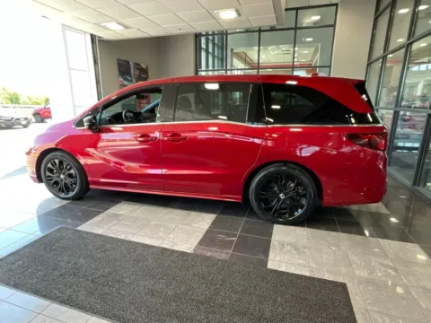 More photos of 2025 Honda Odyssey Sport-L at Jay Wolfe Toyota, MO