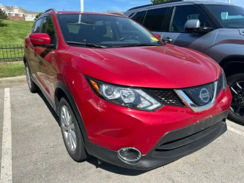 Photos of 2018 Nissan Rogue Sport SV for sale in Kansas City, MO at Jay Wolfe Toyota