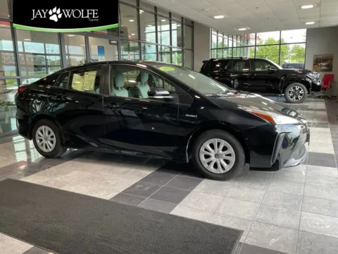 Black 2022 Toyota Prius LE for sale in Kansas City, MO