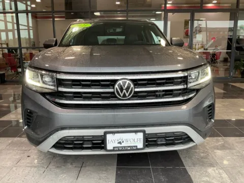Photos of 2021 Volkswagen Atlas Cross Sport 3.6L V6 SE w/Technology for sale in Kansas City, MO at Jay Wolfe Toyota