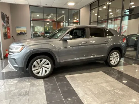 Another view of 2021 Volkswagen Atlas Cross Sport 3.6L V6 SE w/Technology for sale in Kansas City, MO at Jay Wolfe Toyota