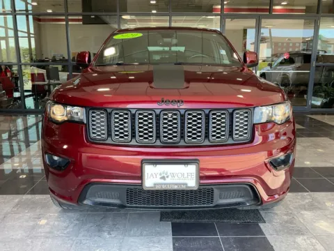 Photos of 2020 Jeep Grand Cherokee Altitude for sale in Kansas City, MO at Jay Wolfe Toyota