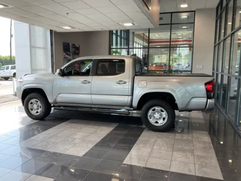 More photos of 2019 Toyota Tacoma SR at Jay Wolfe Toyota, MO