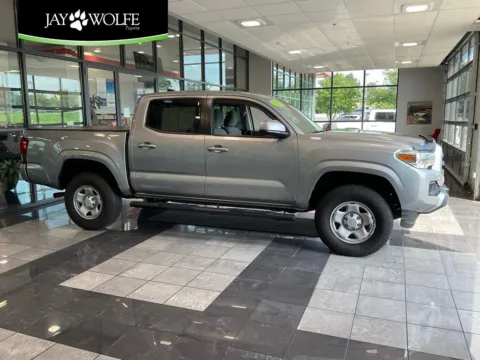 Silver 2019 Toyota Tacoma SR for sale in Kansas City, MO