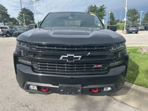 Photos of 2020 Chevrolet Silverado 1500 LT Trail Boss for sale in Kansas City, MO at Jay Wolfe Toyota
