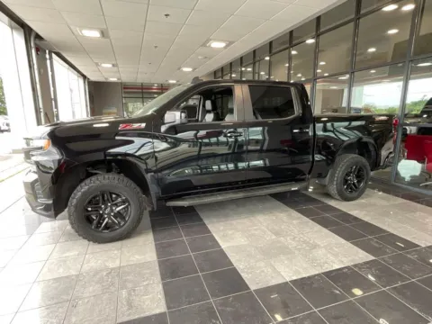 Another view of 2020 Chevrolet Silverado 1500 LT Trail Boss for sale in Kansas City, MO at Jay Wolfe Toyota