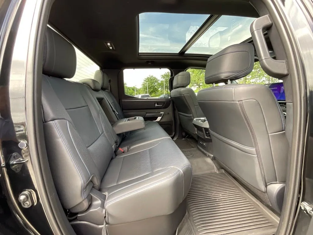 Toyota Tundra photo 20