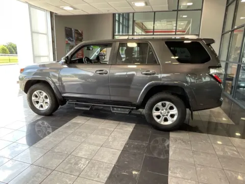 More photos of 2018 Toyota 4Runner SR5 Premium at Jay Wolfe Toyota, MO