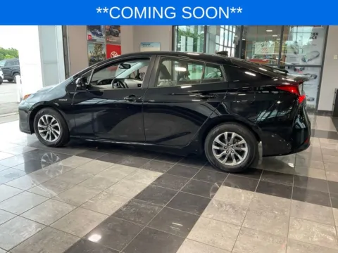More photos of 2020 Toyota Prius Limited at Jay Wolfe Toyota, MO