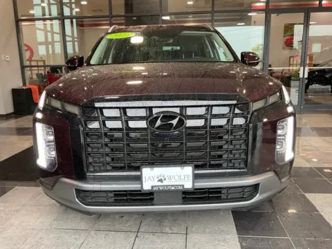 Photos of 2025 Hyundai Palisade SEL Premium for sale in Kansas City, MO at Jay Wolfe Toyota