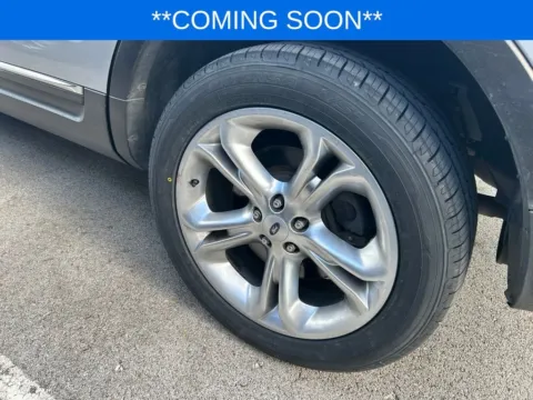 More photos of 2014 Ford Explorer Limited at Jay Wolfe Toyota, MO