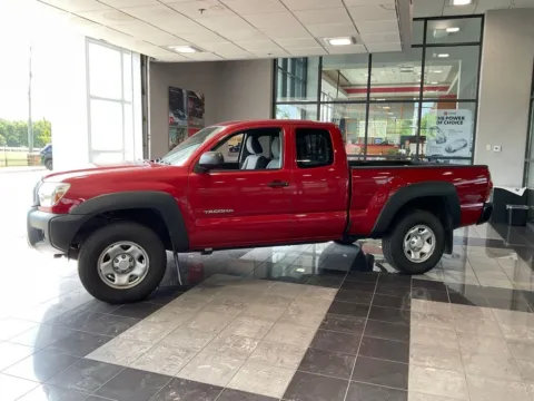Another view of 2013 Toyota Tacoma for sale in Kansas City, MO at Jay Wolfe Toyota