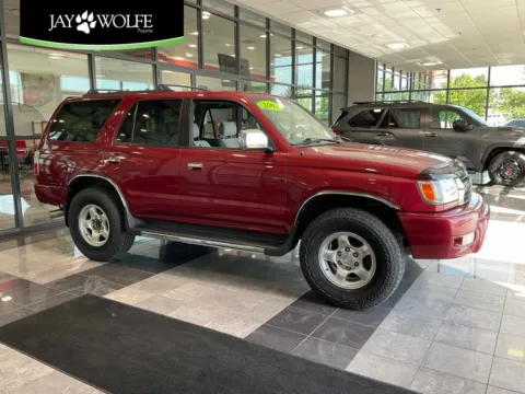 Red 2002 Toyota 4Runner SR5 for sale in Kansas City, MO