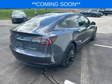 More photos of 2022 Tesla Model 3 Performance at Jay Wolfe Toyota, MO