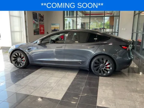 More photos of 2022 Tesla Model 3 Performance at Jay Wolfe Toyota, MO