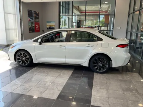 More photos of 2024 Toyota Corolla SE at Jay Wolfe Toyota, MO