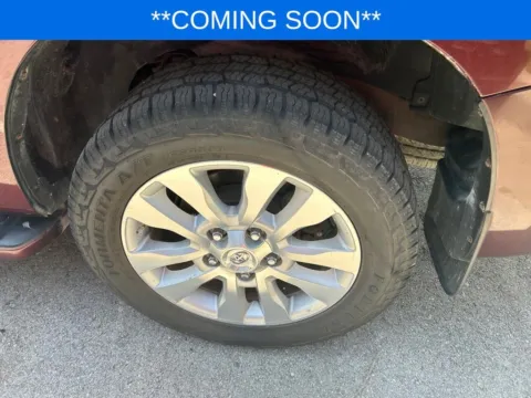 More photos of 2011 Toyota Sequoia Platinum at Jay Wolfe Toyota, MO