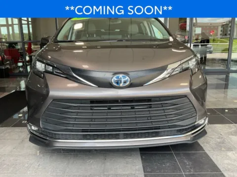 Photos of 2024 Toyota Sienna XLE for sale in Kansas City, MO at Jay Wolfe Toyota
