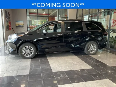 Another view of 2026 Toyota Sienna XLE for sale in Kansas City, MO at Jay Wolfe Toyota