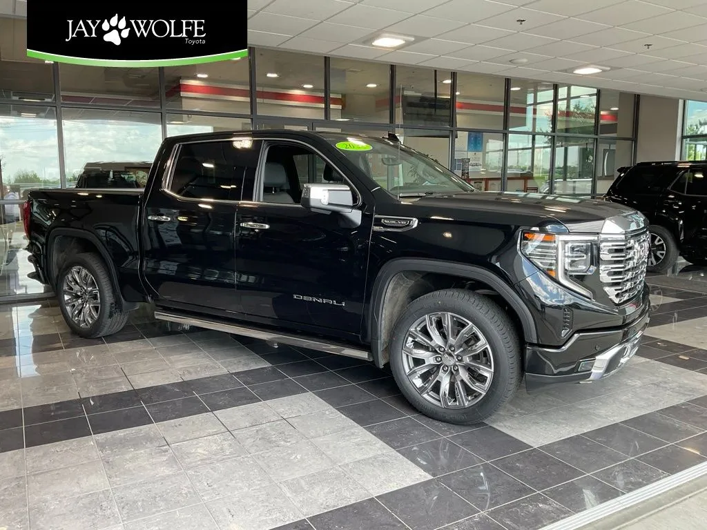 Black 2024 GMC Sierra 1500 Denali for sale in Kansas City, MO