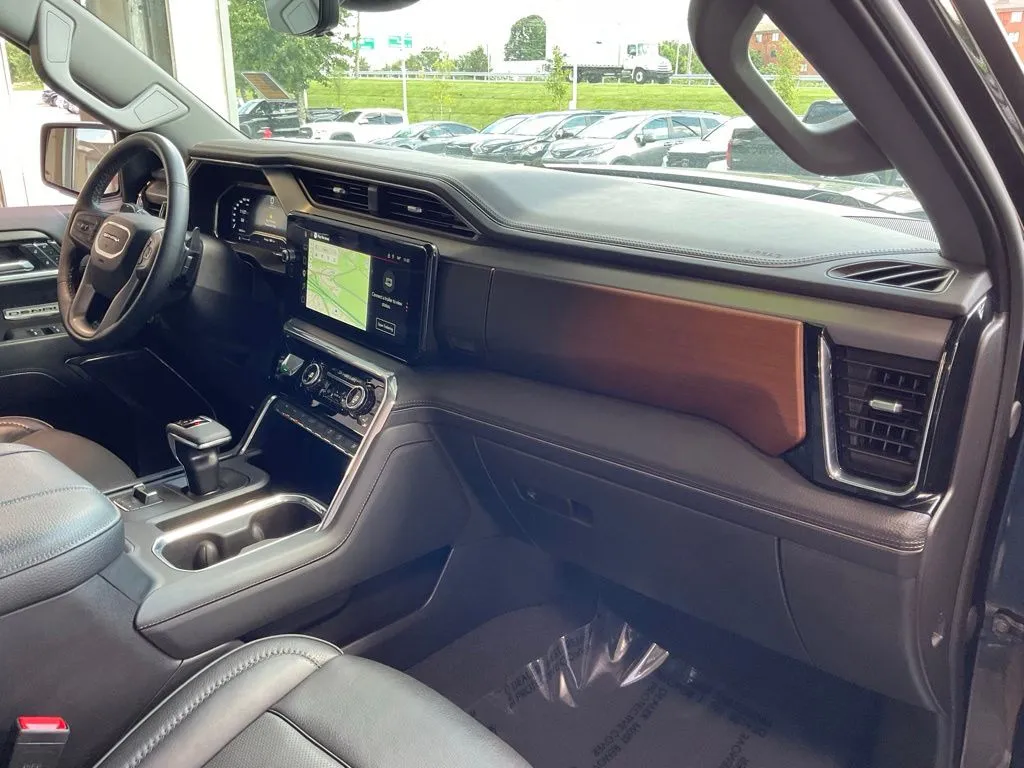 GMC Sierra photo 19