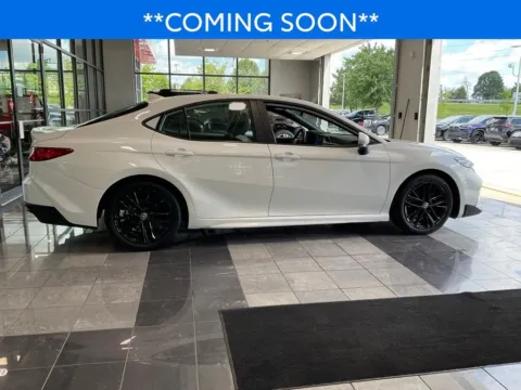 More photos of 2025 Toyota Camry SE at Jay Wolfe Toyota, MO