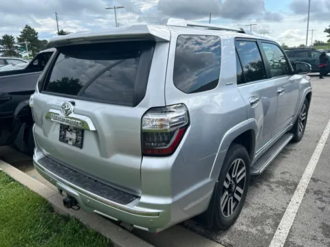 More photos of 2016 Toyota 4Runner Limited at Jay Wolfe Toyota, MO