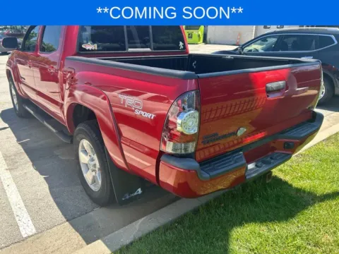 More photos of 2013 Toyota Tacoma at Jay Wolfe Toyota, MO