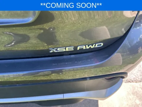 More photos of 2023 Toyota Highlander XSE at Jay Wolfe Toyota, MO