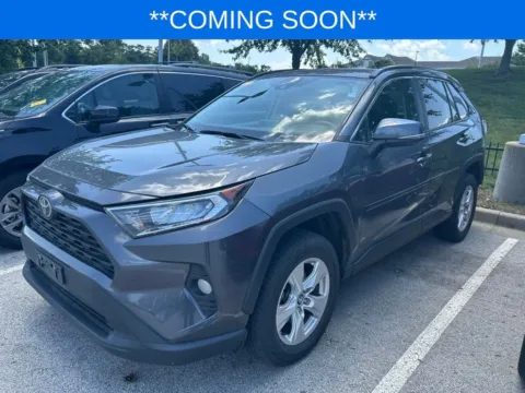 Gray 2021 Toyota RAV4 XLE for sale in Kansas City, MO