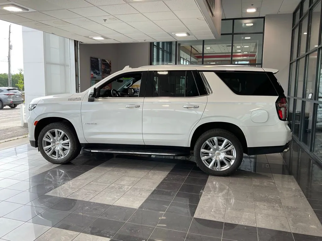 Chevrolet Tahoe photo 4