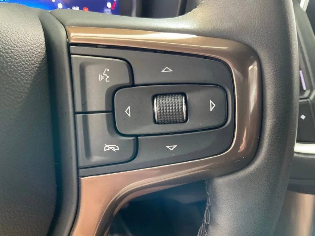 Chevrolet Tahoe photo 12