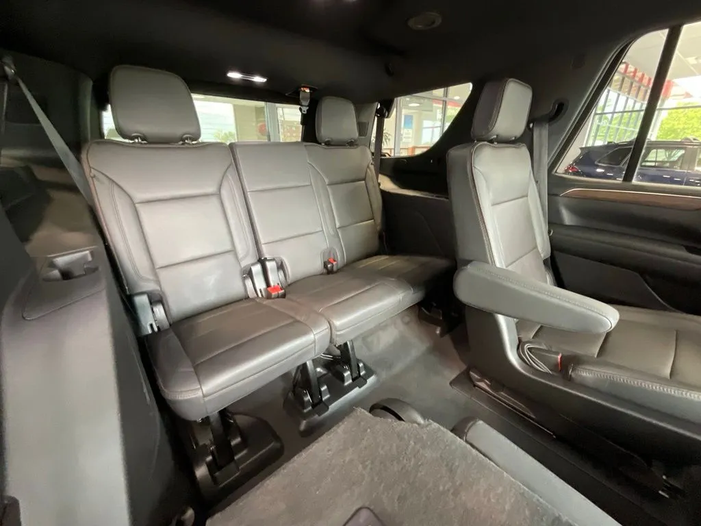 Chevrolet Tahoe photo 21