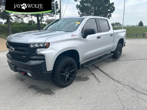 Silver 2022 Chevrolet Silverado 1500 LTD LT Trail Boss for sale in Kansas City, MO