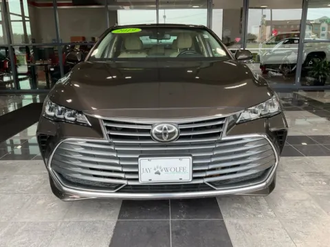 Photos of 2019 Toyota Avalon XLE for sale in Kansas City, MO at Jay Wolfe Toyota