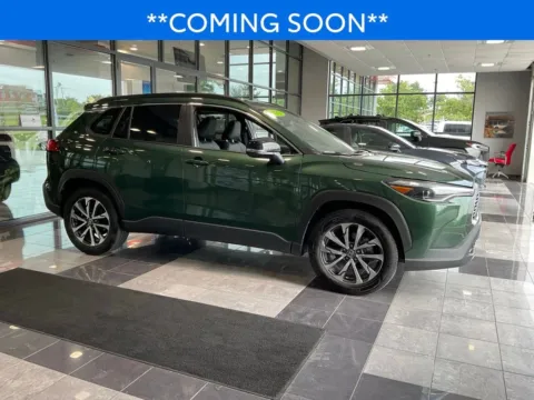 Green 2025 Toyota Corolla Cross XLE for sale in Kansas City, MO