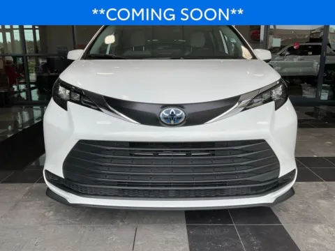 Photos of 2025 Toyota Sienna LE for sale in Kansas City, MO at Jay Wolfe Toyota