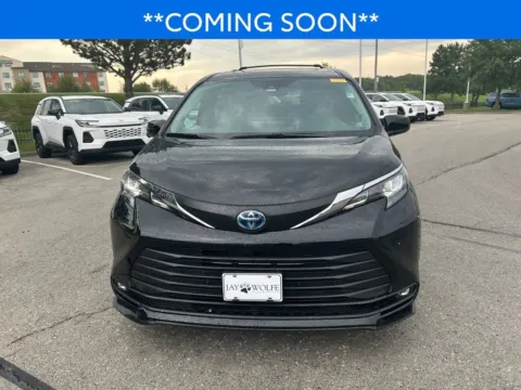 Photos of 2025 Toyota Sienna XLE for sale in Kansas City, MO at Jay Wolfe Toyota